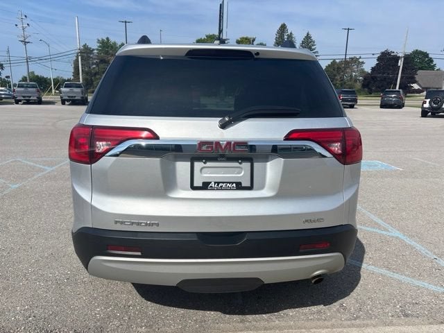 2018 GMC Acadia — interior view