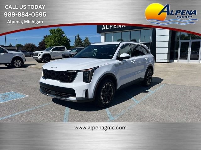 2024 Kia Sorento S in White — front three-quarter view