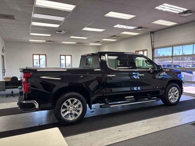 2021 Chevrolet Silverado 1500 — interior view